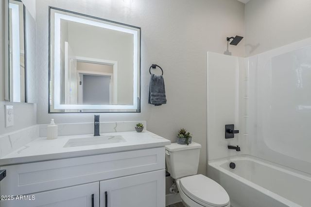 392 W LINCOLN Avenue, Coolidge, AZ 85128