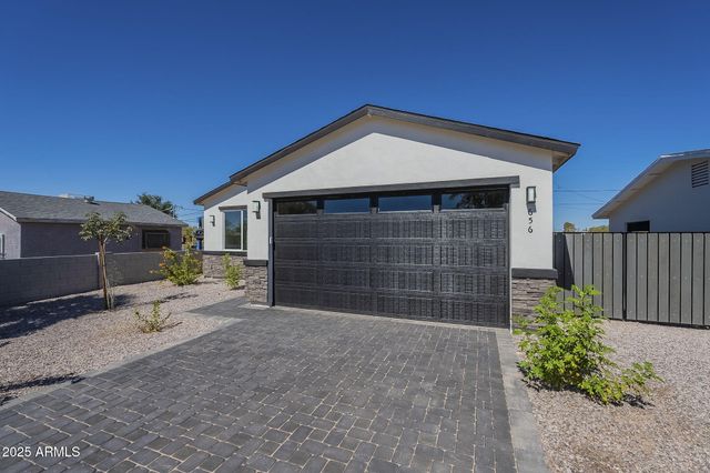 392 W LINCOLN Avenue, Coolidge, AZ 85128