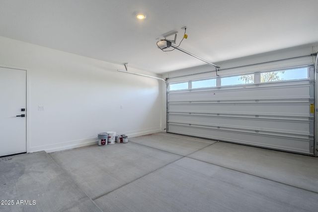 392 W LINCOLN Avenue, Coolidge, AZ 85128