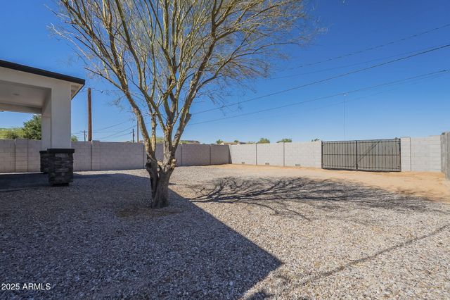 392 W LINCOLN Avenue, Coolidge, AZ 85128