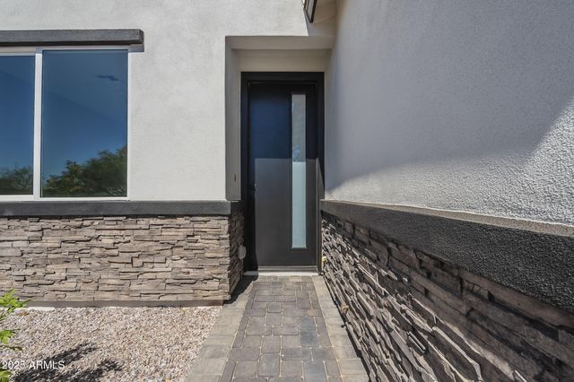 392 W LINCOLN Avenue, Coolidge, AZ 85128