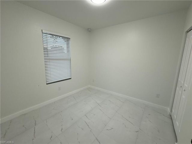 1775 Glenway CT, Fort Myers, FL 33916