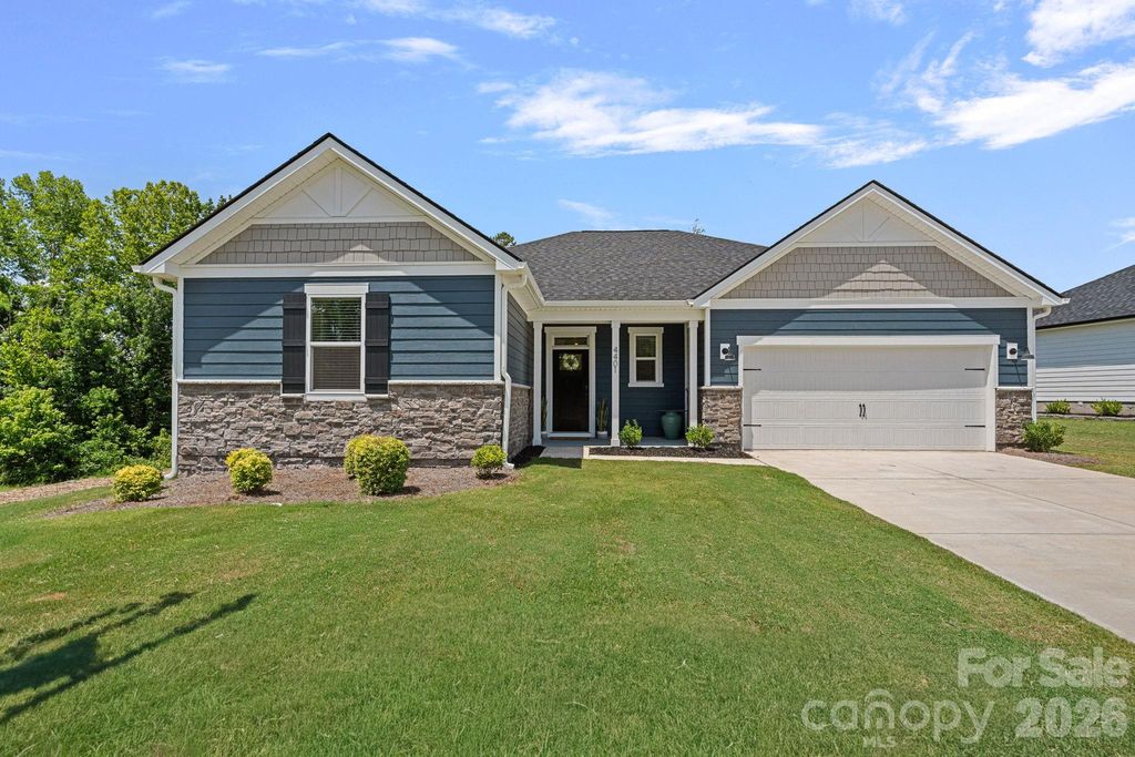4401 Grisham Drive, Denver, NC 28037