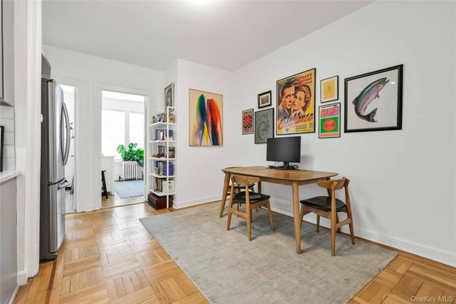 2334 28th Street, Astoria, NY 11105