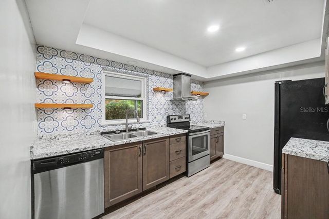 273 S OLEANDER STREET, Longwood, FL 32750
