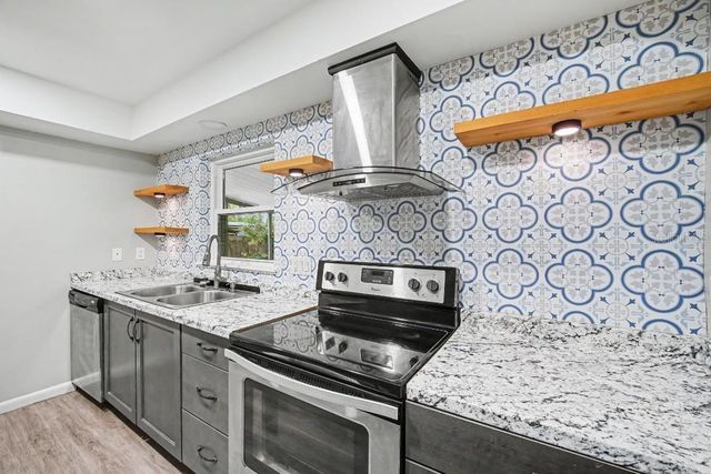 273 S OLEANDER STREET, Longwood, FL 32750