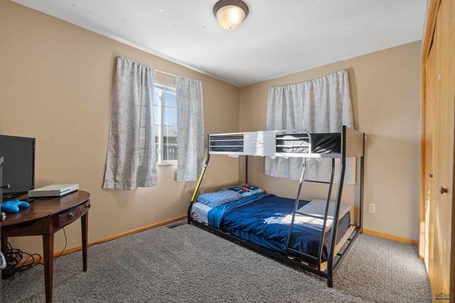 5391 S PITCH DR, Rapid City, SD 57703