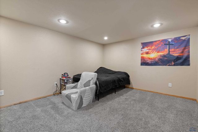 5391 S PITCH DR, Rapid City, SD 57703