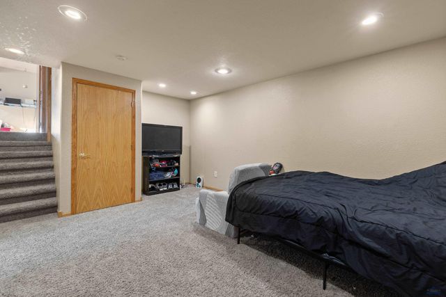 5391 S PITCH DR, Rapid City, SD 57703