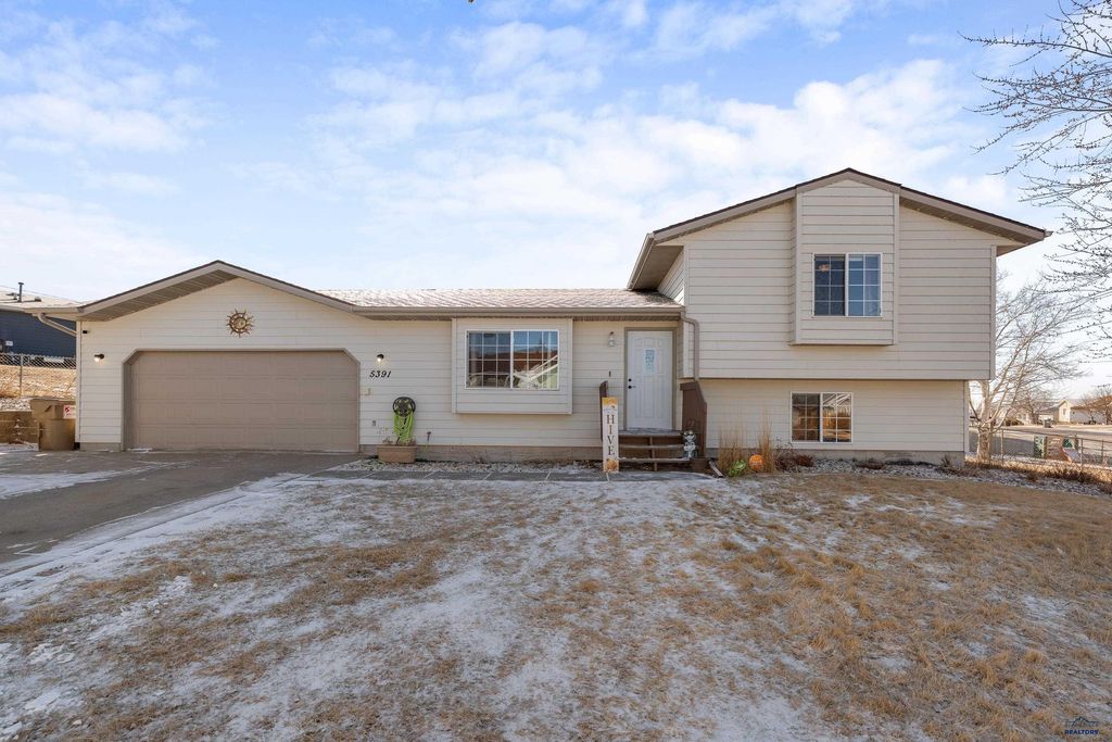 5391 S PITCH DR, Rapid City, SD 57703