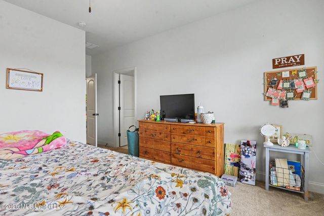 13232 W Jackson Lee Drive, Ocean Springs, MS 39564