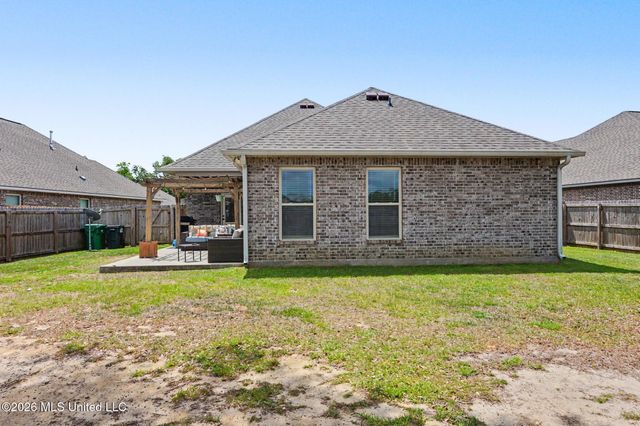 13232 W Jackson Lee Drive, Ocean Springs, MS 39564