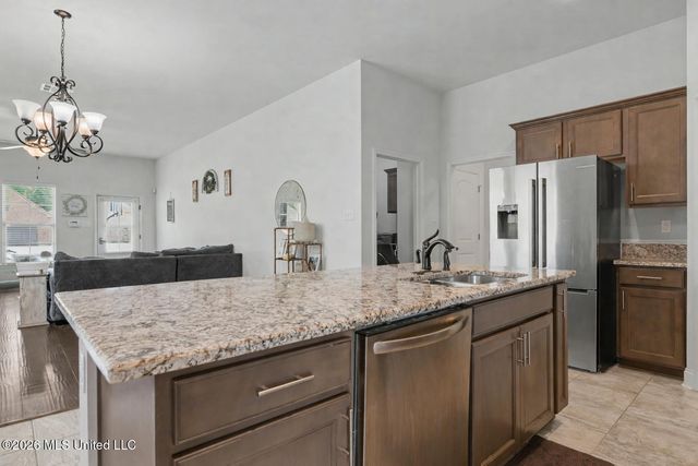13232 W Jackson Lee Drive, Ocean Springs, MS 39564