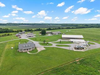 221 Eady Rd, Shelbyville, TN 37160