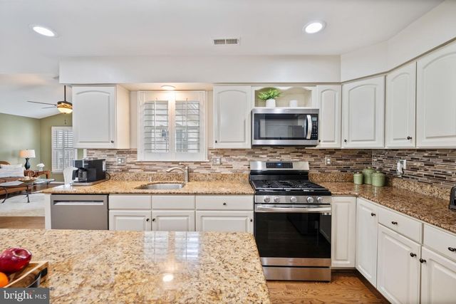 1008 SUMMER SWEET LN, Mount Airy, MD 21771