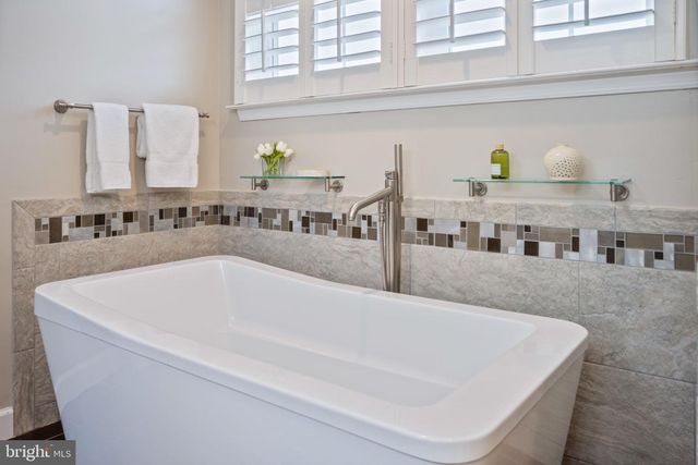 1008 SUMMER SWEET LN, Mount Airy, MD 21771