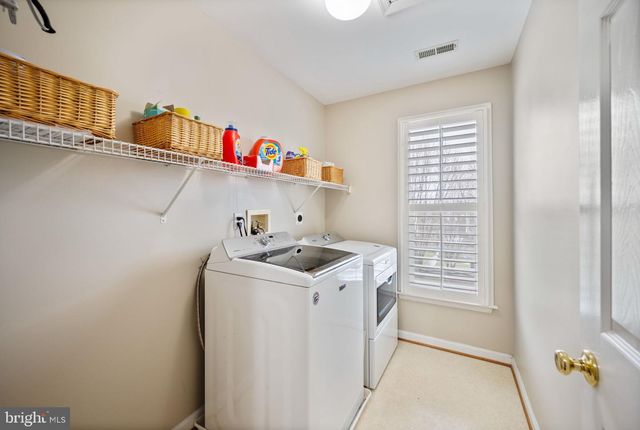 1008 SUMMER SWEET LN, Mount Airy, MD 21771