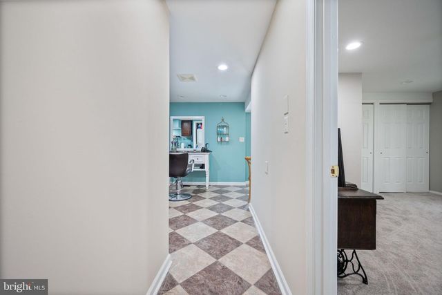 1008 SUMMER SWEET LN, Mount Airy, MD 21771