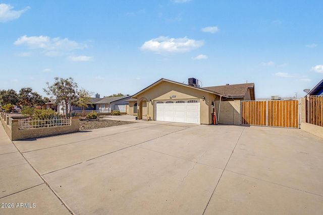 7208 W SUNNYSLOPE Lane, Peoria, AZ 85345