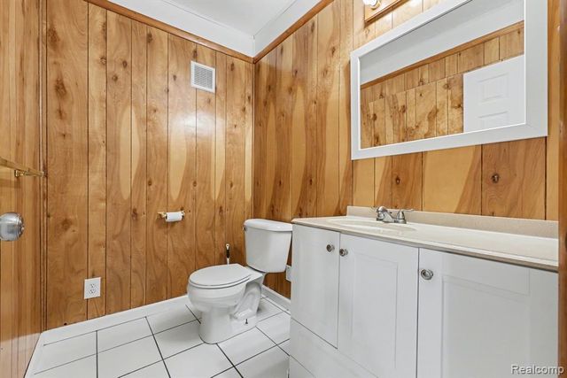 25237 Malvina Avenue, Warren, MI 48089