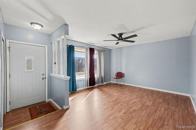 25237 Malvina Avenue, Warren, MI 48089