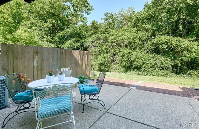 2617 Hampton Road C, St Charles, MO 63303
