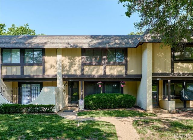2617 Hampton Road C, St Charles, MO 63303