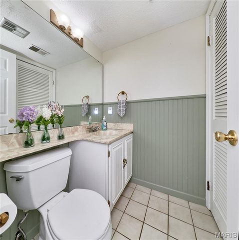 2617 Hampton Road C, St Charles, MO 63303