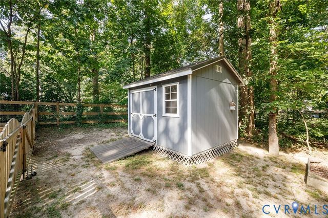 1433 Shirlton Rd, Midlothian, VA 23114