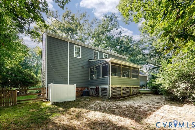 1433 Shirlton Rd, Midlothian, VA 23114