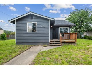 820 N 1ST Ave, Kelso, WA 98626