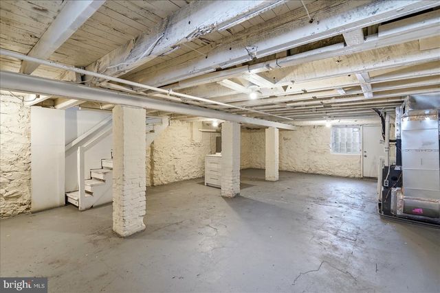 1624 CHILTON ST, Baltimore, MD 21218