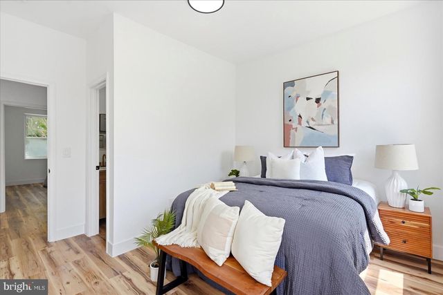 1624 CHILTON ST, Baltimore, MD 21218