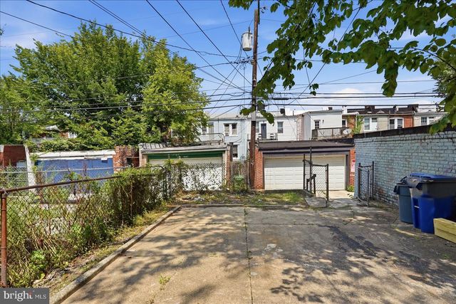 1624 CHILTON ST, Baltimore, MD 21218