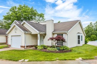 1345 Forest Creek Drive, St Peters, MO 63303