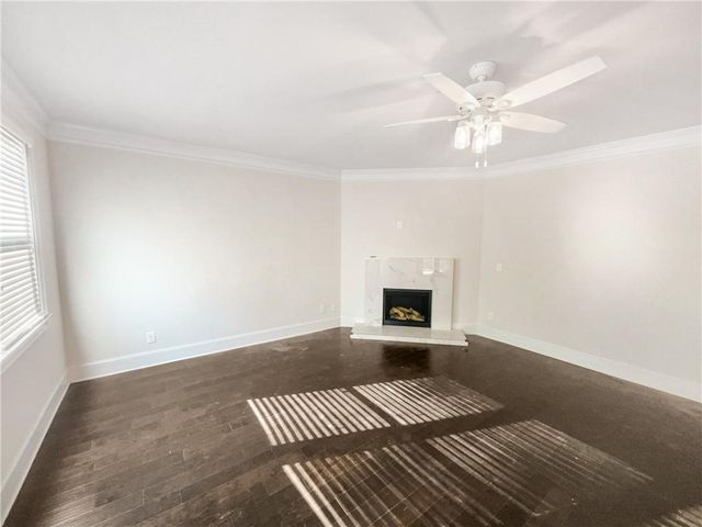 198 Hickory Pointe Drive, Acworth, GA 30101