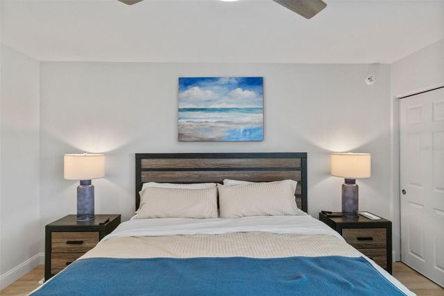 433 CERROMAR LANE 441, Venice, FL 34293