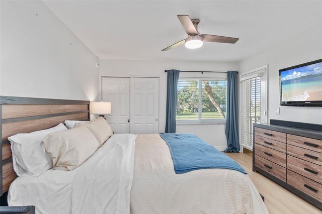 433 CERROMAR LANE 441, Venice, FL 34293