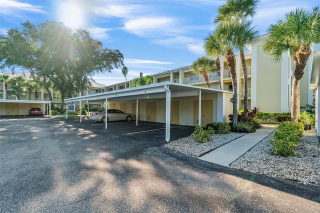 433 CERROMAR LANE 441, Venice, FL 34293