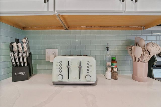 433 CERROMAR LANE 441, Venice, FL 34293