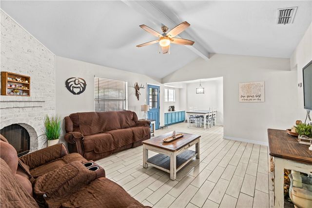 818 Saint Peter St, Corpus Christi, TX 78418