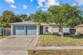 818 Saint Peter St, Corpus Christi, TX 78418