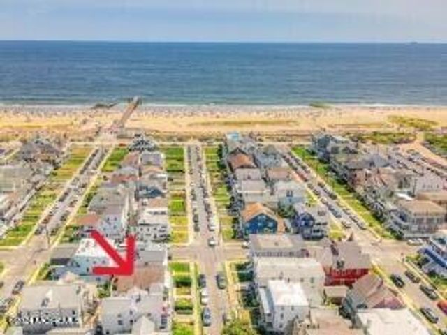 19 Webb Avenue, 1W, Ocean Grove, NJ 07756