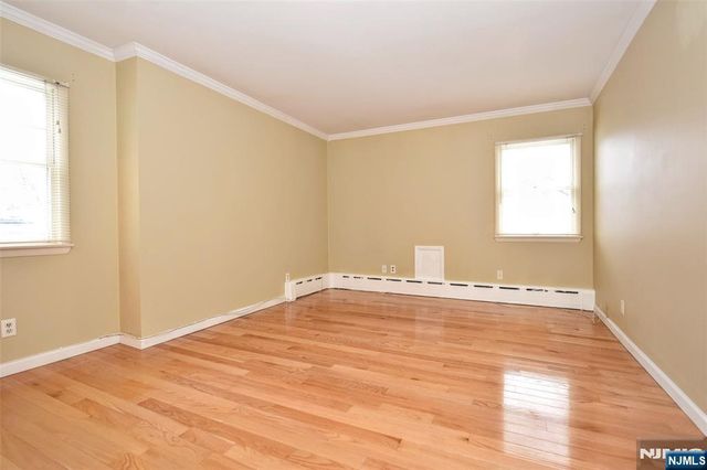 339 Kay Lane, Wyckoff, NJ 07481