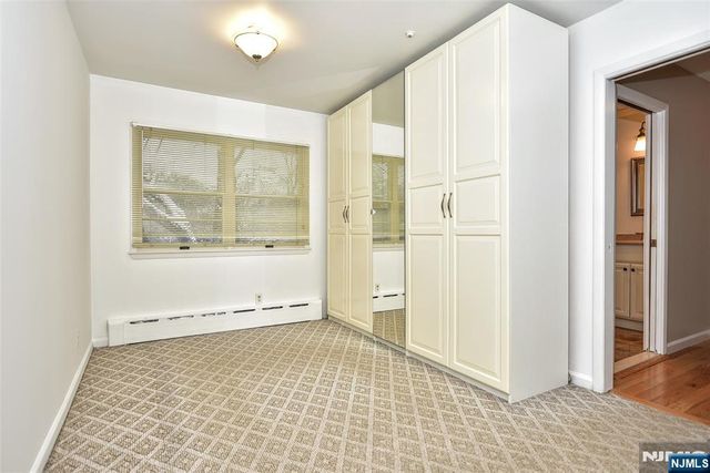 339 Kay Lane, Wyckoff, NJ 07481