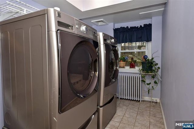 339 Kay Lane, Wyckoff, NJ 07481