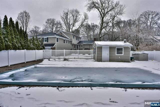 339 Kay Lane, Wyckoff, NJ 07481