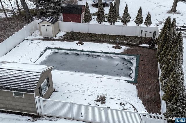 339 Kay Lane, Wyckoff, NJ 07481