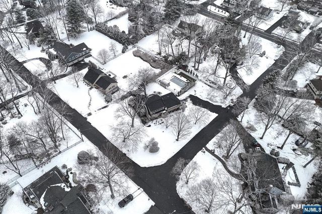 339 Kay Lane, Wyckoff, NJ 07481