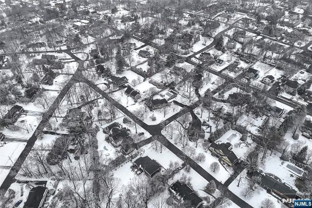 339 Kay Lane, Wyckoff, NJ 07481